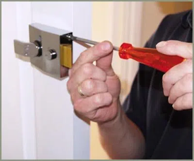 Locksmith Solution Services Orlando, FL 407-520-3685 Locksmith Solution Services Orlando, FL 407-520-3685 - 68-44-11